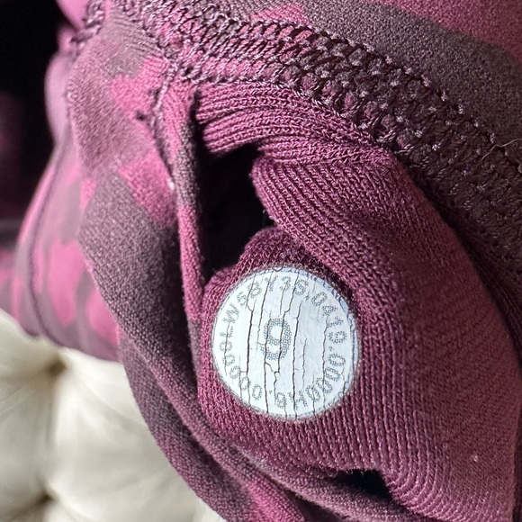 lululemon athletica Purple Patterned Leggings - Picture 4 of 4